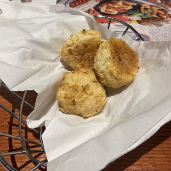 Red Lobster - Cheddar bay biscuits - Seafood Near Me - Temecula, California