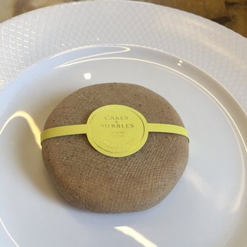 Cakes And Bubbles - What dreams are made of - Desserts Near Me - London, XGL Cakes And Bubbles - What dreams are made of - Desserts Near Me - London, XGL