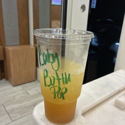 Squeazy - Baby Bottle Pop hydration tea and it's really good