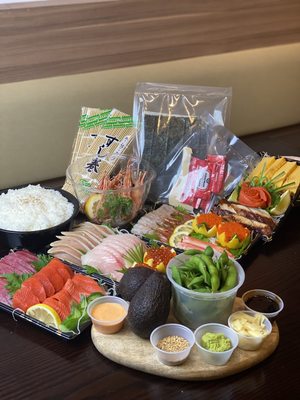 Orenji Sushi & Noodles by null