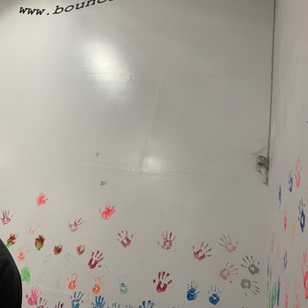 BounceU Orange - Kids Activities Near Me - Orange, California