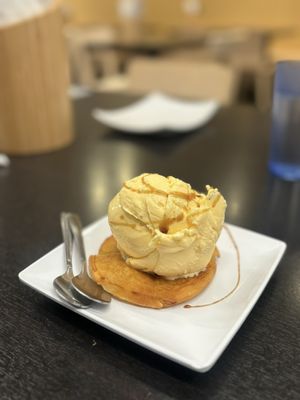 Dashiwa Ramen by null