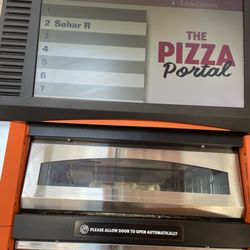 Lil Caesars Pizza