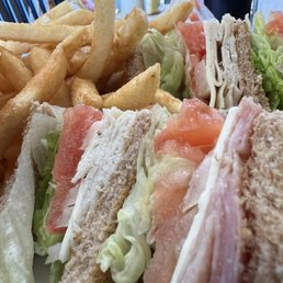 Turkey lettuce and tomato.