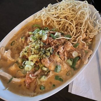 Noodlehead - Chiang Mai curry 10/10 - Thai Near Me - Pittsburgh, Pennsylvania