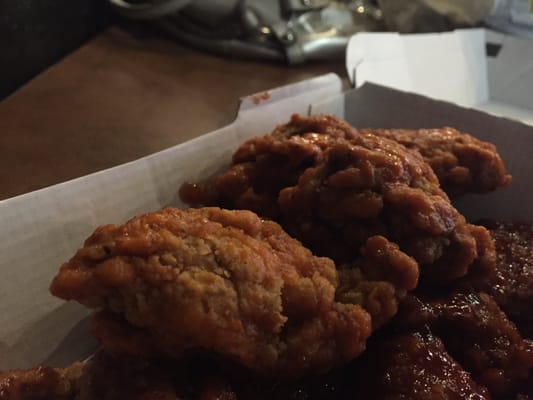 Buffalo Wild Wings by null