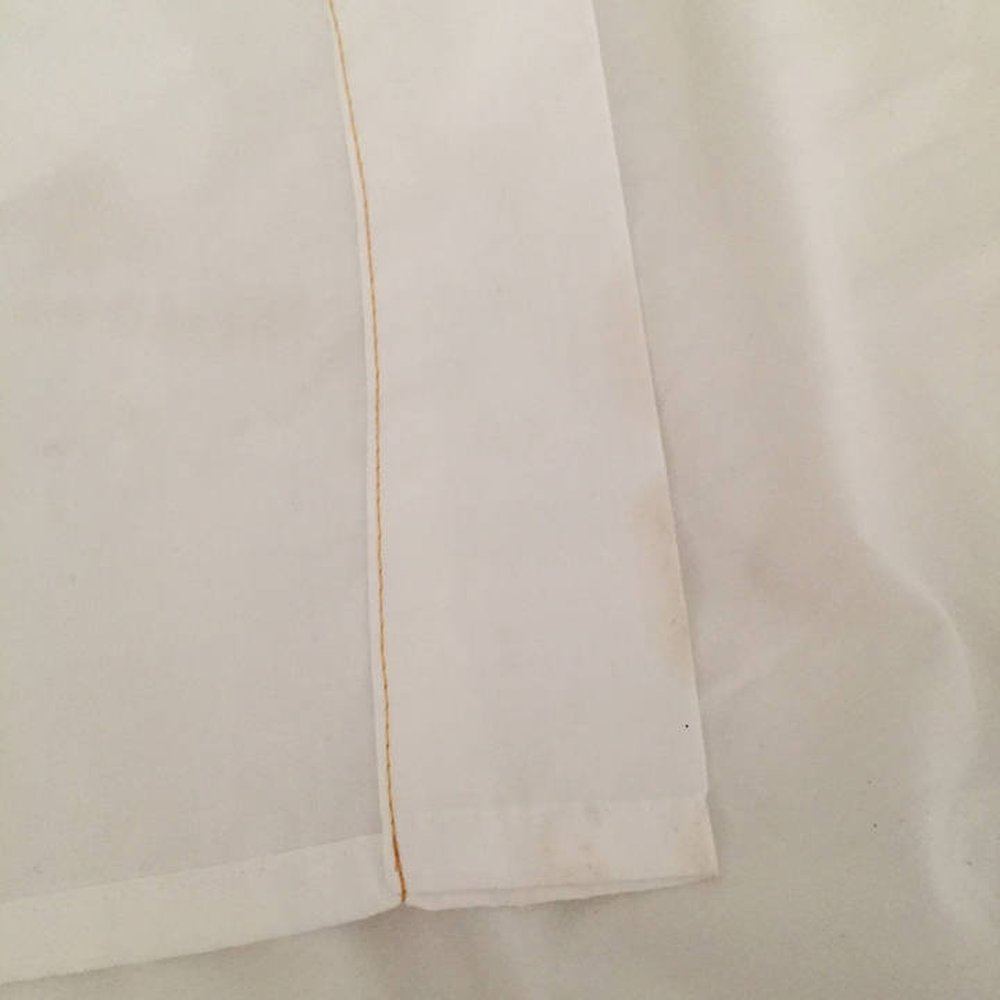 STAINS on the sheets! STAINS on the sheets!
