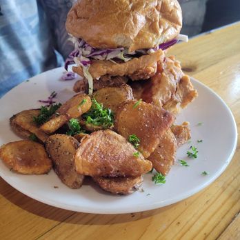 Backslope Brewing - Chicken sandwich - Breweries Near Me - Columbia Falls, Montana Backslope Brewing - Chicken sandwich - Breweries Near Me - Columbia Falls, Montana