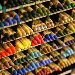 Lavrut - Pastels, petits ou gros, à l'huile.