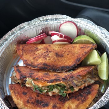 La Burrita - Quesobirria $5+tax - Food Trucks Near Me - San Jose, California La Burrita - Quesobirria $5+tax - Food Trucks Near Me - San Jose, California