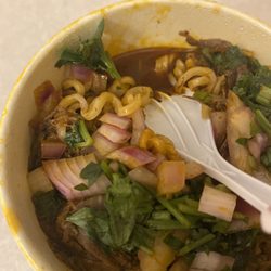 Birrieria La Llorona - Birria Ramen