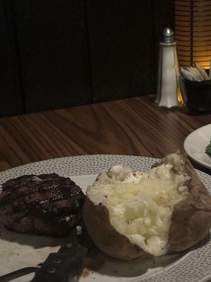 Cork 'n Cleaver by null