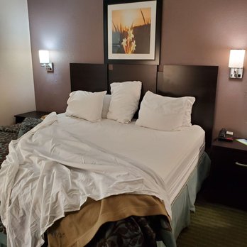 Days Inn by Wyndham Lugoff - Bed - Hotels Near Me - Lugoff, South Carolina Days Inn by Wyndham Lugoff - Bed - Hotels Near Me - Lugoff, South Carolina
