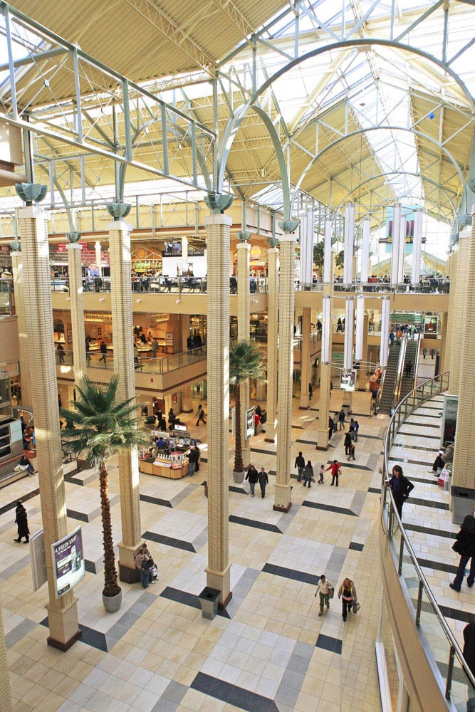 NAPLES OUTLET CENTER CLOSED Updated July 2024 15 Photos & 11 Reviews 6060 Collier Blvd