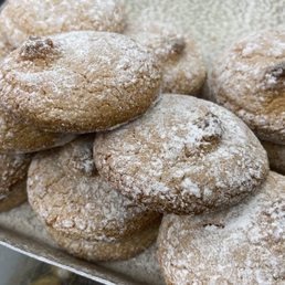 Wonderful Almond paste cookies -- like biting into a marzipan pillow Wonderful Almond paste cookies -- like biting into a marzipan pillow