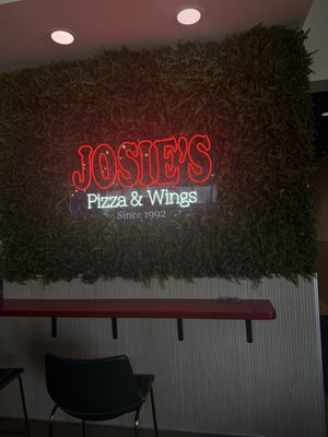 Josie's Pizza & Wings-Clermont by null