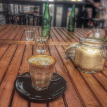 Track Three Espresso - Restaurants Near Me - Brighton, VIC