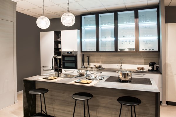 Kitchen Remodels - These are a few kitchen remodels we have done. Anything you can dream of, we can deliver. Kitchen Remodels - These are a few kitchen remodels we have done. Anything you can dream of, we can deliver.