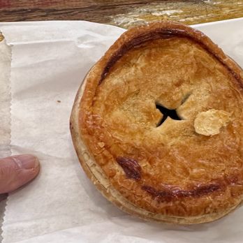 BurtoNZ bakery - Steak and Duncan's Mushroom Pie - Bakeries Near Me - Windsor, California BurtoNZ bakery - Steak and Duncan's Mushroom Pie - Bakeries Near Me - Windsor, California