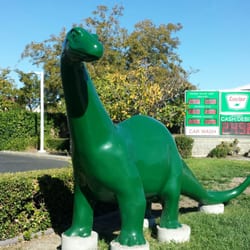 Sinclair - Can't miss Dino out front!