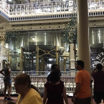 Budweiser Brewery Experience - Beer Tours Near Me - Saint Louis, Missouri