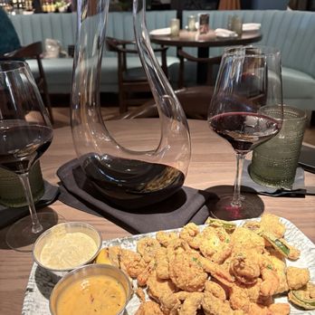 Granger's - Fine wine and seafood platter worth the visit - Seafood Near Me - Houston, Texas Granger's - Fine wine and seafood platter worth the visit - Seafood Near Me - Houston, Texas