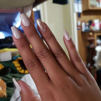 IShine Nail Spa - Medium-short length - Nail Salons Near Me - Riverside, California