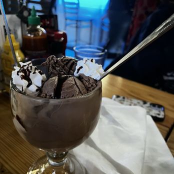 Fire + Ice - Sundae - American Near Me - Boston, Massachusetts
