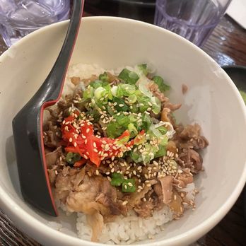 Hinodeya Ramen Bar - Beeef bowl - Ramen Near Me - Campbell, California