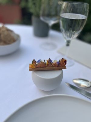 Epicure by null