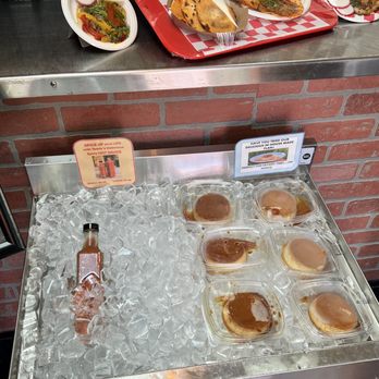Amigos Birria Tacos - Flan - Food Trucks Near Me - Venice Beach, California