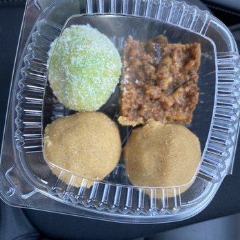 India Sweets & Groceries - Sweets: chum chum, besan laddoo, halwa - International Grocery Near Me - Torrance, California India Sweets & Groceries - Sweets: chum chum, besan laddoo, halwa - International Grocery Near Me - Torrance, California