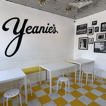 Yeanie's - Diners Near Me - Boston, Massachusetts