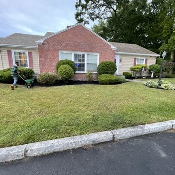 Berrios & Sons Landscaping - Giving houses that especial touch - Gardeners Near Me
