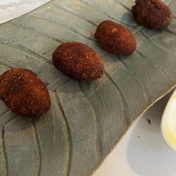 Quince Nudos - Pitu caleyu croquetas
