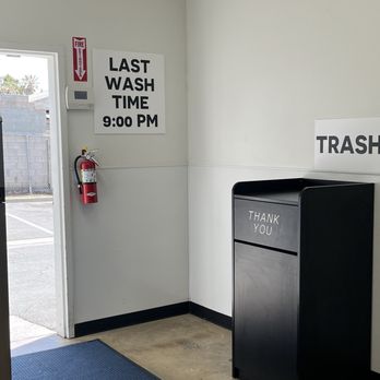 Highway Laundry - Laundromat Near Me - San Diego, California