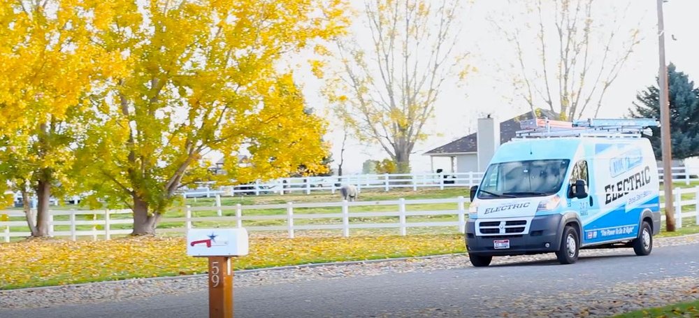 Slide of Magic Electric, Plumbing, Heating + Air