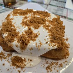 CCT - Golden crumble lava milk French toast (B09). Cold and used as a junior cook teaching material. Falsely executed with disappointment.