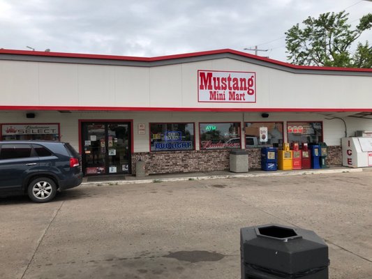 Mustang Mini Mart