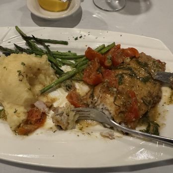 Jimmy's 21 - Red snapper, asparagus and mashed potatoes - Italian Near Me - Lake Placid, New York Jimmy's 21 - Red snapper, asparagus and mashed potatoes - Italian Near Me - Lake Placid, New York
