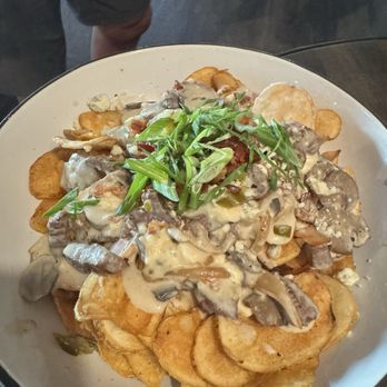 Hendos Barrel House - Nachos! - Steakhouses Near Me - Temecula, California