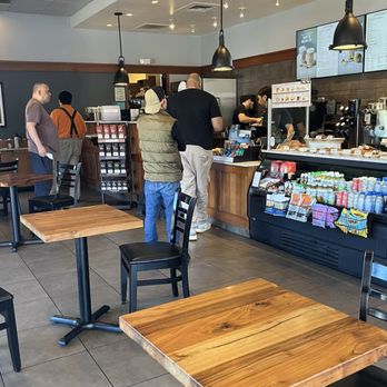 Peet's Coffee - Inside - Coffee & Tea Near Me - Oakland, California