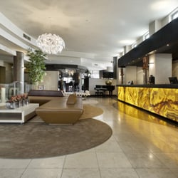 Hotel M