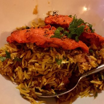 Jolly's Indian Bistro - Hyderabadi chicken biryani (10/10) - Indian Near Me - Vancouver, British Columbia