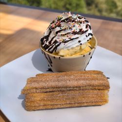 Hortencias At The Cliffhanger - Churro dessert $9.99