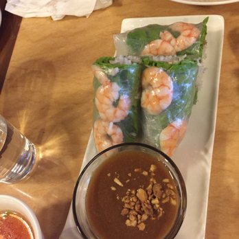 Saigon Star - Shrimp spring rolls with peanut sauce - Vietnamese Near Me - San Diego, California Saigon Star - Shrimp spring rolls with peanut sauce - Vietnamese Near Me - San Diego, California
