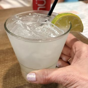 Brock's Surfside Grill & Pizzeria - Freshly made margarita - cheers - Pizza Near Me - Jensen Beach, Florida