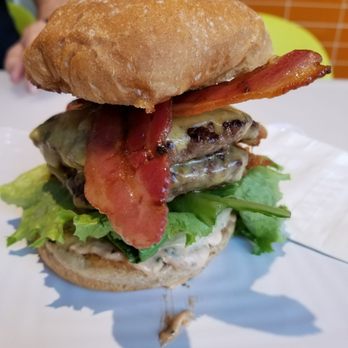 Burger Lounge - A well made burger. - Burgers Near Me - Irvine, California Burger Lounge - A well made burger. - Burgers Near Me - Irvine, California