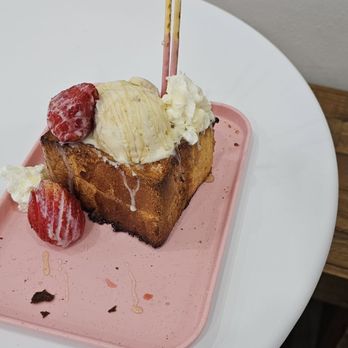 Sweet Handkraft - shokupan - Japanese milk bread w/ ice cream. - Desserts Near Me - Metairie, Louisiana Sweet Handkraft - shokupan - Japanese milk bread w/ ice cream. - Desserts Near Me - Metairie, Louisiana