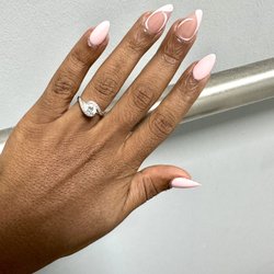 Bijoux Nail Bar - Vincent did a great job